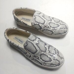 Steve Madden Snake Print Slip-On Shoes Size 10